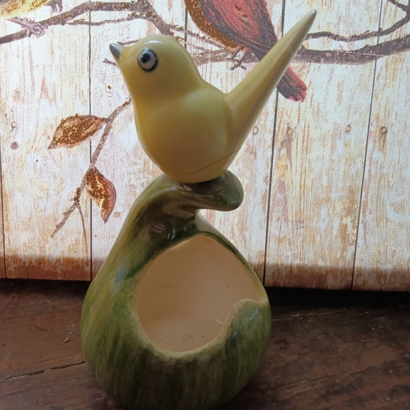 Pennsbury Vintage Bird on Gourd Mini Planter - Picture 3 of 9